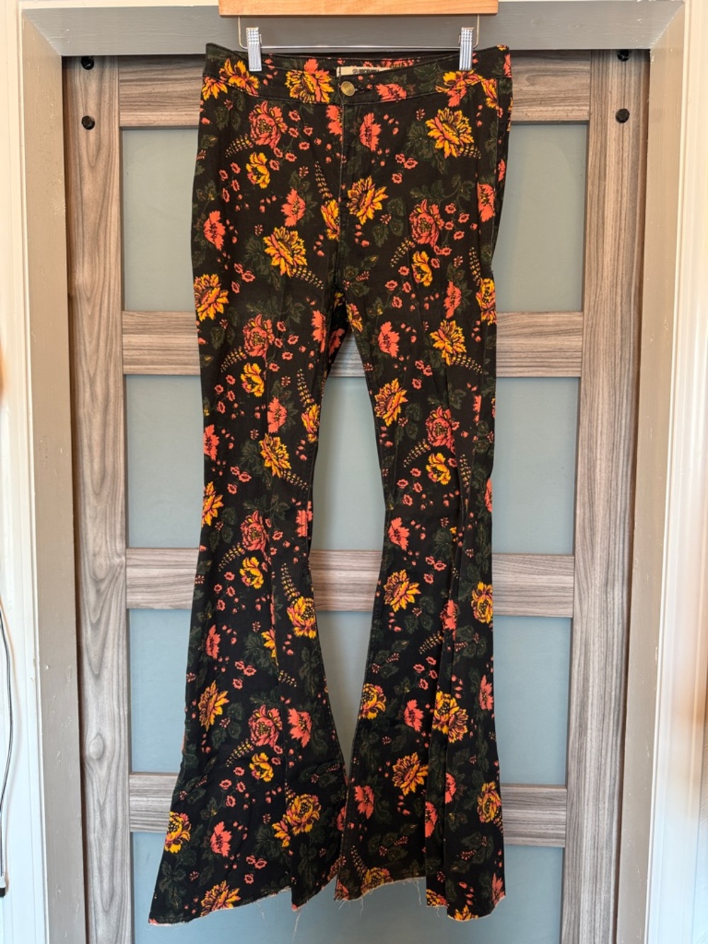 Women's Black Floral Wide Leg Jeans
